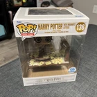 Funko Pop! Deluxe: Harry Potter - Harry Potter with Hogwarts Letters #136