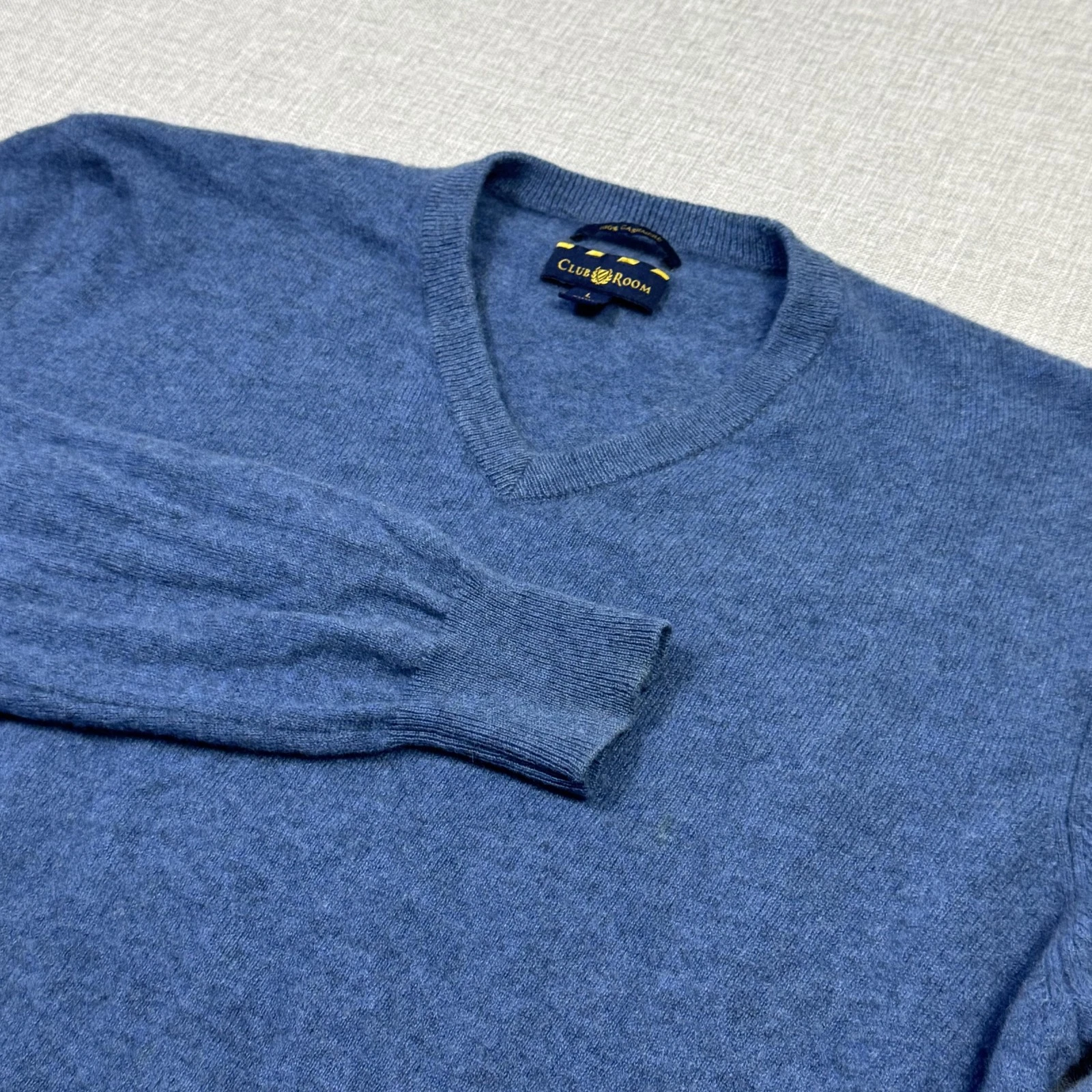 Club Room Sweater Mens L Blue Cashmere V-Neck Tight-Knit Pullover Long Sleeve