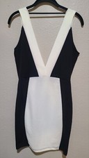 Windsor Mini Black  White Diva Sexy Striking  Super Retro Y2K  Club Low Cut Sz M