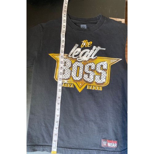 Sasha Banks WWE T-Shirt Men's Small Black The Legit Boss graphic Authentic - Picture 5 of 5