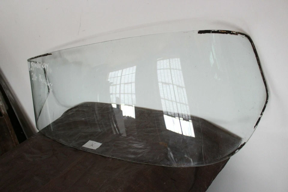 Vidrio trasero Ford 1953 Mercury 2 puertas (RW88) usado fabricante de equipos originales Foto 3 de 4