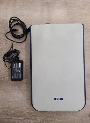 Epson Perfection 1250 Photo Flatbed Color Scanner Model G820A