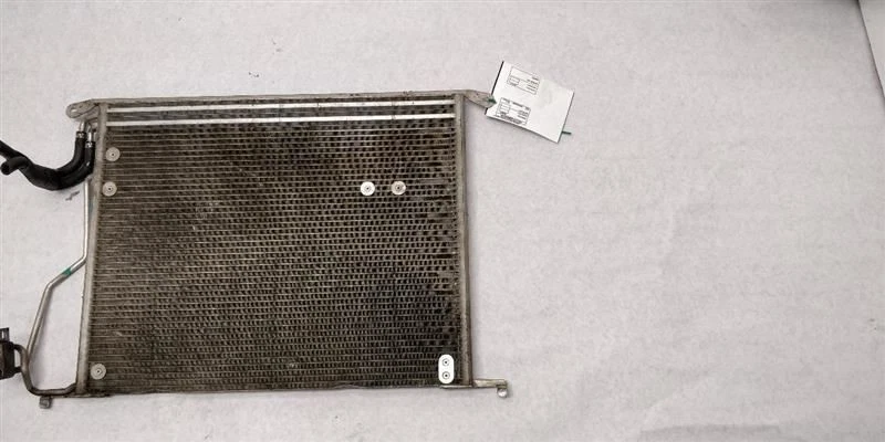 Condensador CA 2205001054 2003-2006 MERCEDES-BENZ SL500 - Imagem 3 de 4