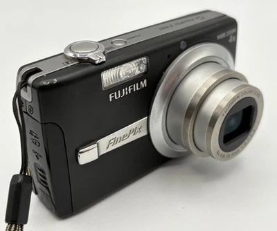 Fujifilm FinePix F480 Digital Camera - 8.2 MP - LCD 2.7" - 4x Optical Zoom