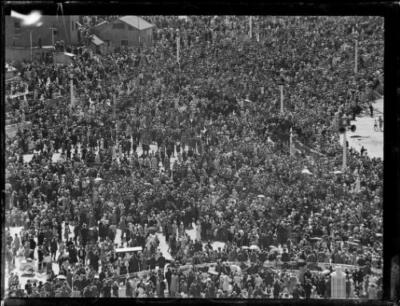 Large crowd of pedestrians crossing the Sydney Harbour Bridge duri- Old Photo 2