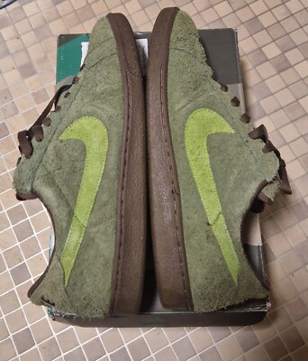 Nike SB Air Classic Oscar the Grouch 420 Cheech