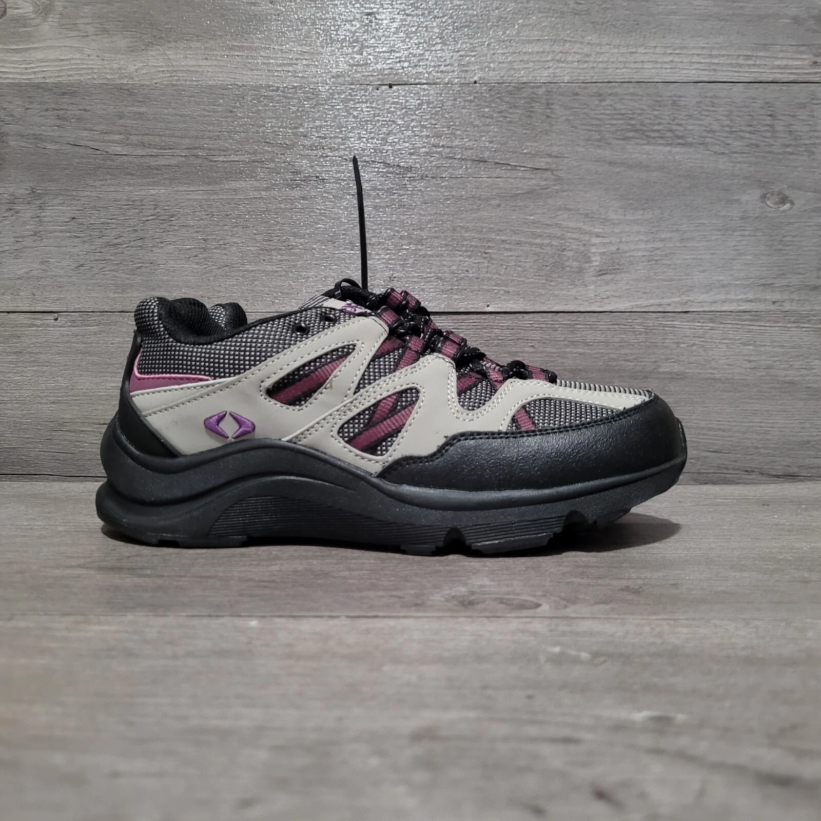Apex Women's Size 5.5 Sierra Trail RunnerGrey