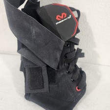 Tobillera ultraligera McDavid 195 con correas pequeña negra