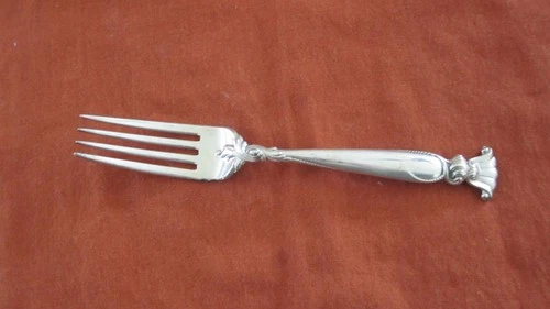 WALLACE ROMANCE OF THE SEA STERLING SILVER FORK 7" NO MONOGRAM