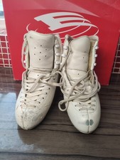 Edea Chorus Ice  Figure Skate Boots Only Scuf...