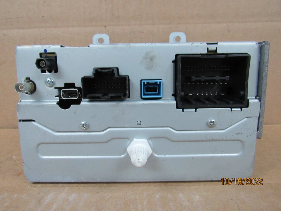 2015 2016 Buick Chevrolet Cruze Encore AM FM CD Receiver Head Unit OEM 23476256 - Image 2 of 4