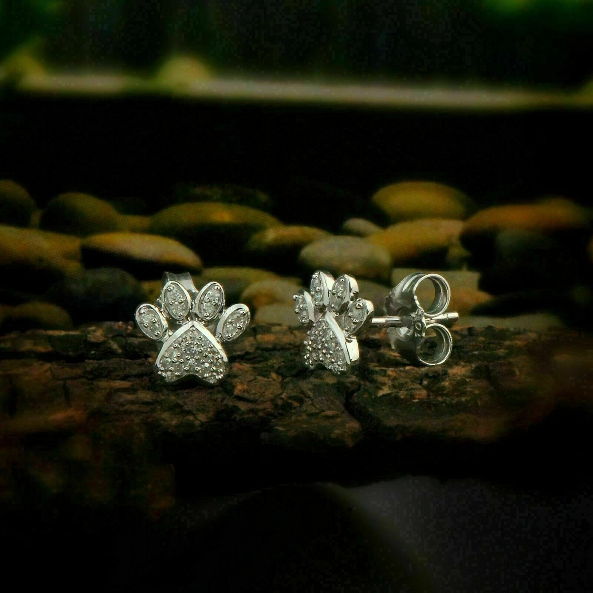 Diamond dog outlet paw earrings
