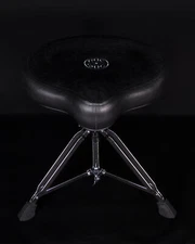 Roc-N-Soc Manual Spindle Throne - Black