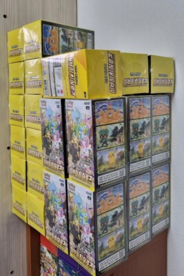 Pokemon Card Game Sword & Shield Eevee Heroes Booster Box (Korean Version) - 30 Packs Pokemon Card Game Sword & Shield Eevee Heroes Booster Box (Korean Version) - 30 Packs