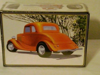 AMT  1934 Ford  Street Rod  5-Window Coupe Model Kit  1:25  Scale