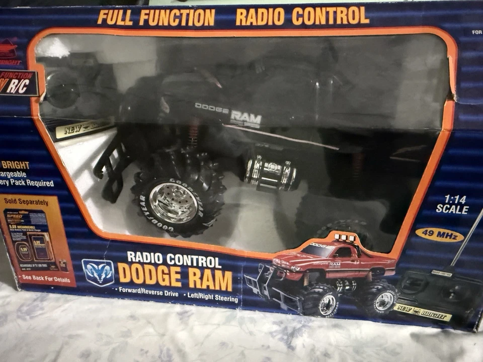 Dodge Ram 27 MHz RC Remote Control Truck New Bright . 1999 New Open Box - Image 2 of 4