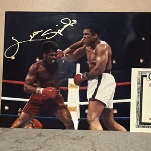 Classic Traditions Authenticated Hand-Signed Original Boxing Photo