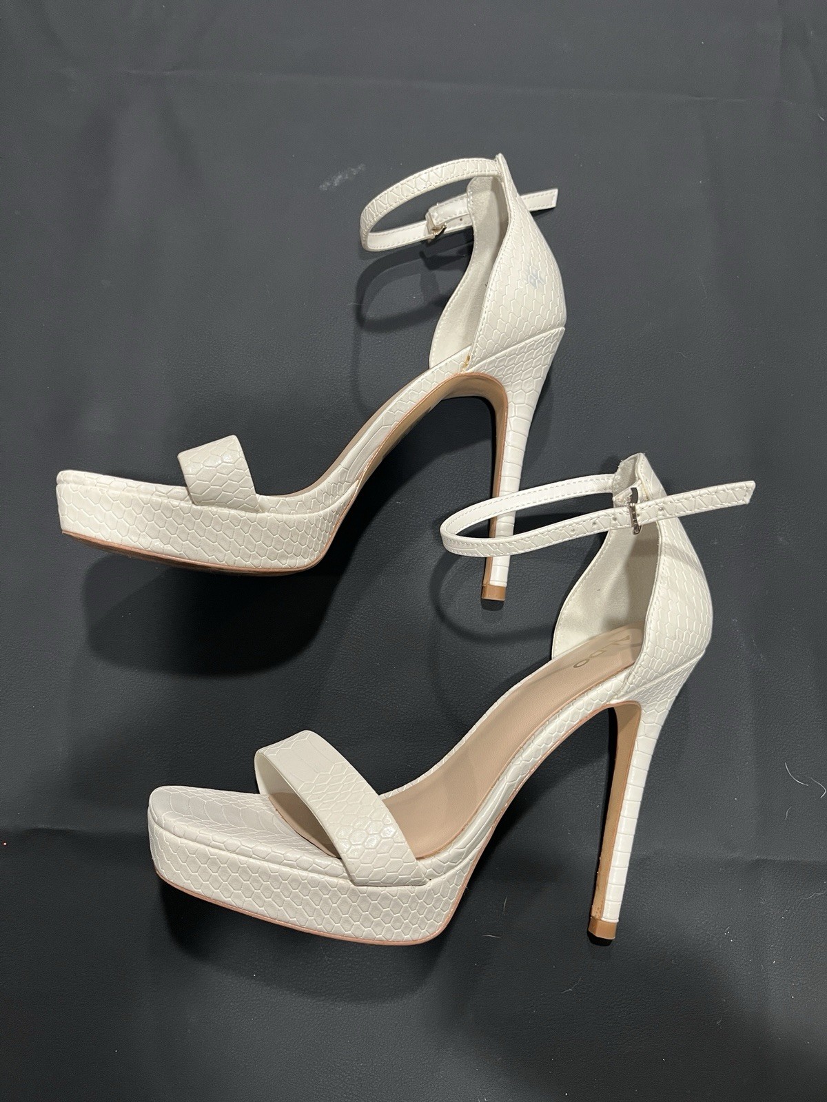 White /Cream Aldo Platform Heels Style Women's Size 6