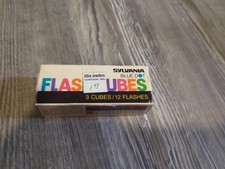 Sylvania Blue Dot Magic Flash 3 cubes 12 flashes NEW NOS