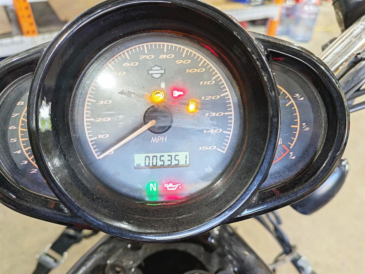 Harley-Davidson V-rod Night Rod VROD Speedo Gauges Cluster