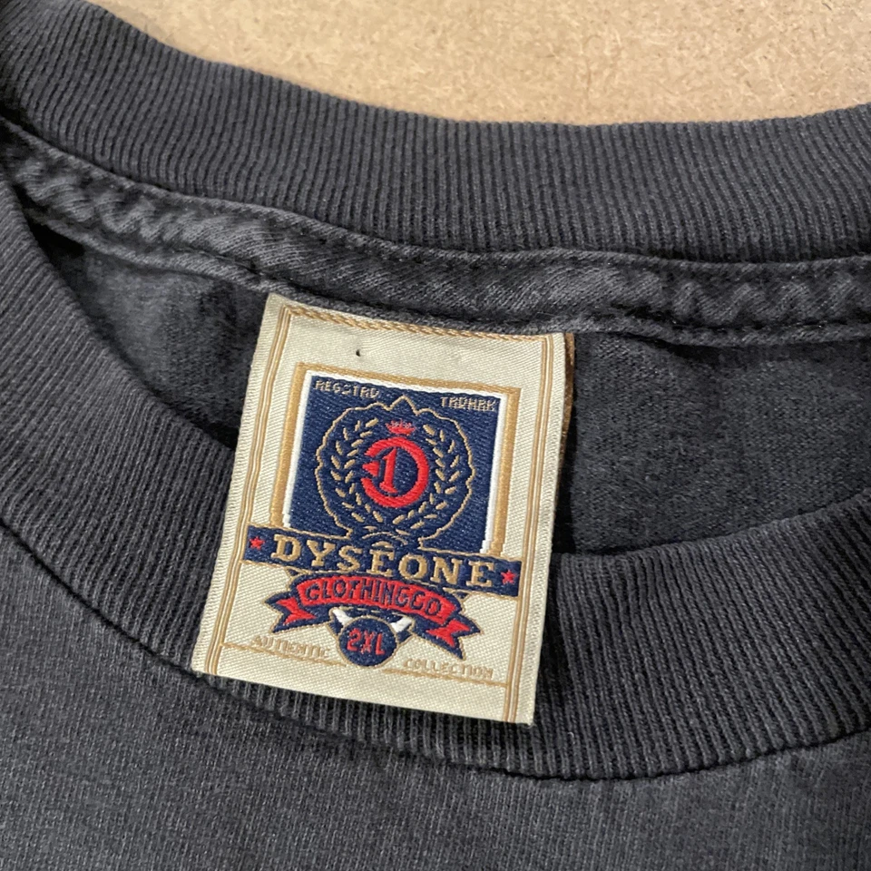 Футболка Dyseone "Loyalty Is Learned, Trust Is Earned" черная 2XL выцветшая черная - Изображение 2 из 4