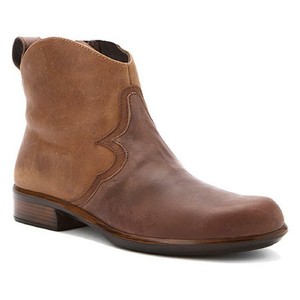 naot chi boots