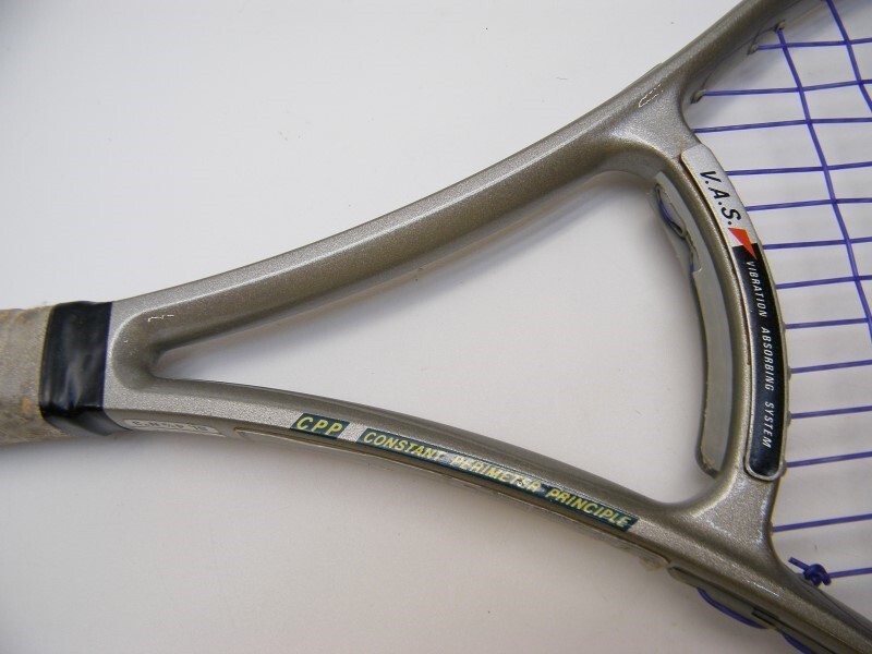 Raquette de tennis Rossignol F300 carbone 4 1/2 belle vintage