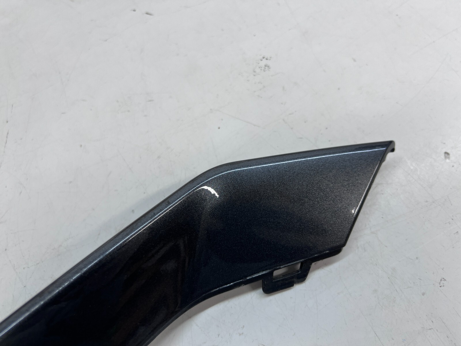 LAMBORGHINI URUS FRONT BUMPER SPOILER TRIM OEM 4ML807099