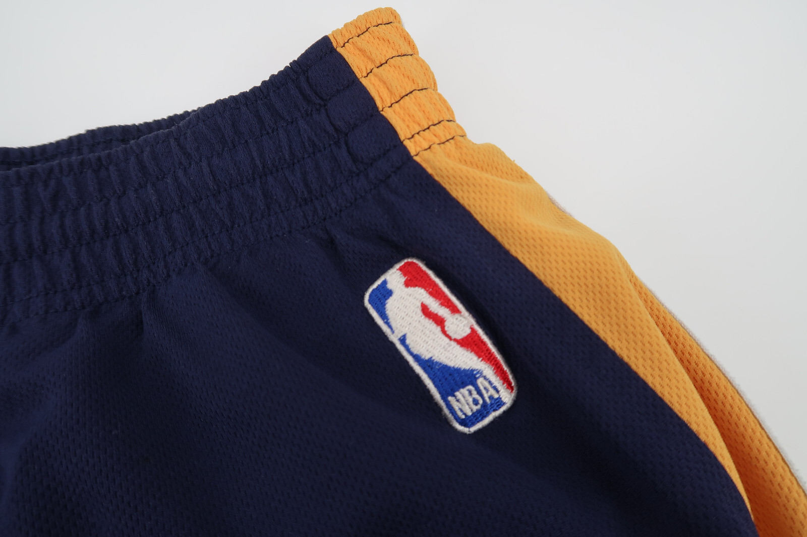 Vintage Adidas Golden State Warriors NBA Basketball Shorts Player Issue 40 3XL thumbnail 4