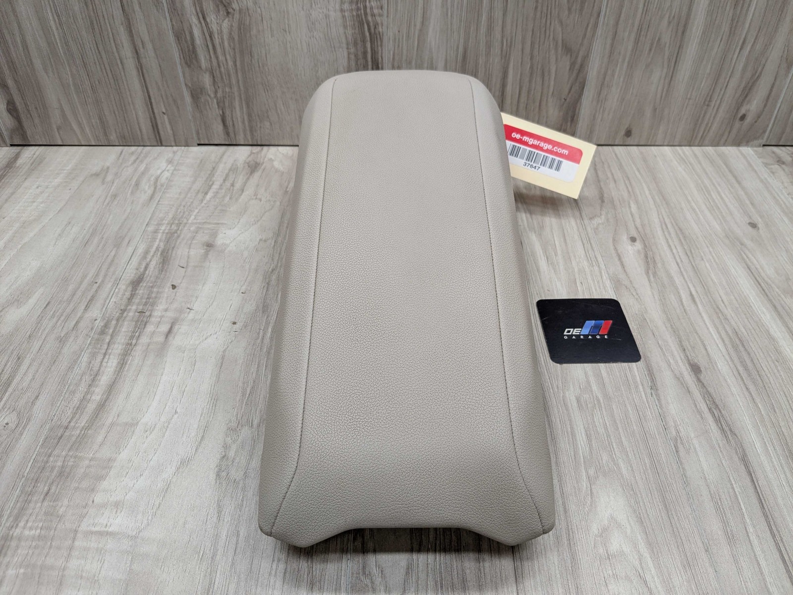 20-24 OEM BMW F44 228 M235 Center Console Tray Armrest Arm Rest OYSTER Beige