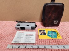 VTG KODAK Pocket INSTAMATIC 10 Camera 110 Film Camera w/ Case Manual ESTATE