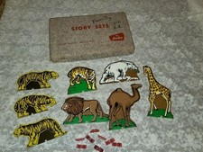 VINTAGE STORY SETS BY JUDY - VINTAGE TEACHING ITEMS - WILD ANIMALS