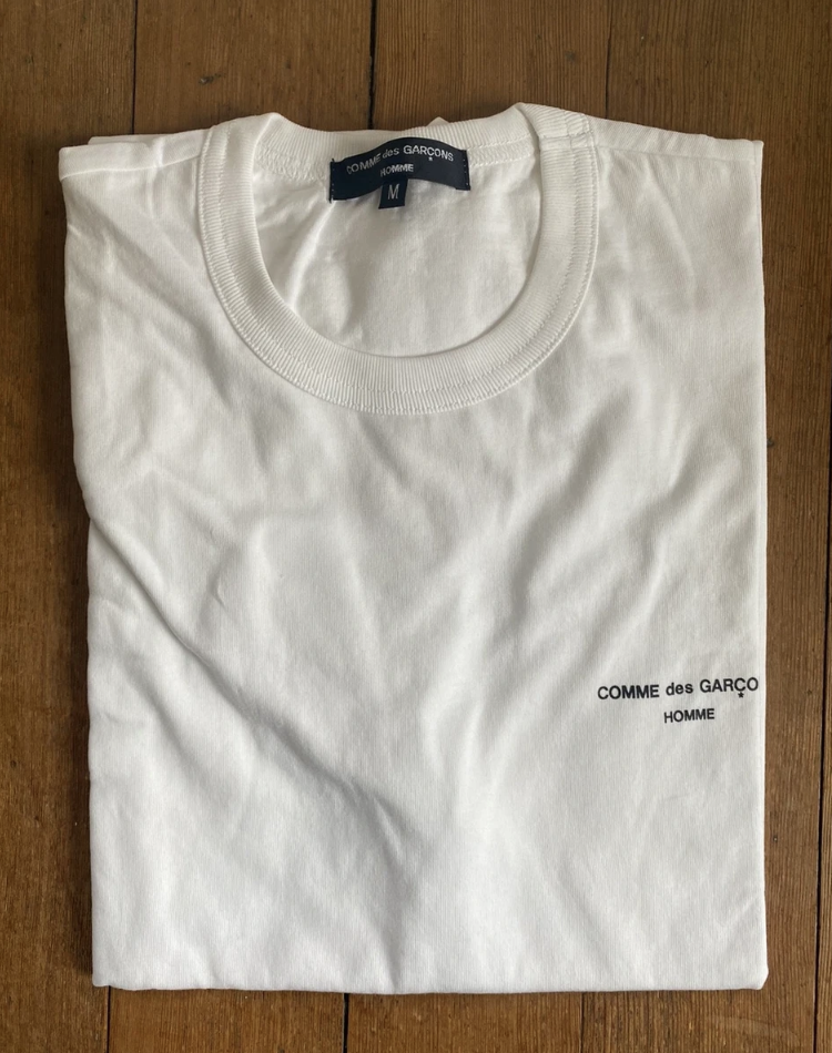Comme des Garcons Shirt Chest Logo Big T-shirt White | eBay Comme des Garcons Shirt Chest Logo Big T-shirt White | eBay