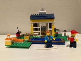 LEGO CREATOR: Beach Hut (31035) 3 in 1 Set with Manuals No Box