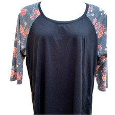 Torrid Sz 2 2X Sweatshirt Black Floral 3/4 Sleeve Plus Size