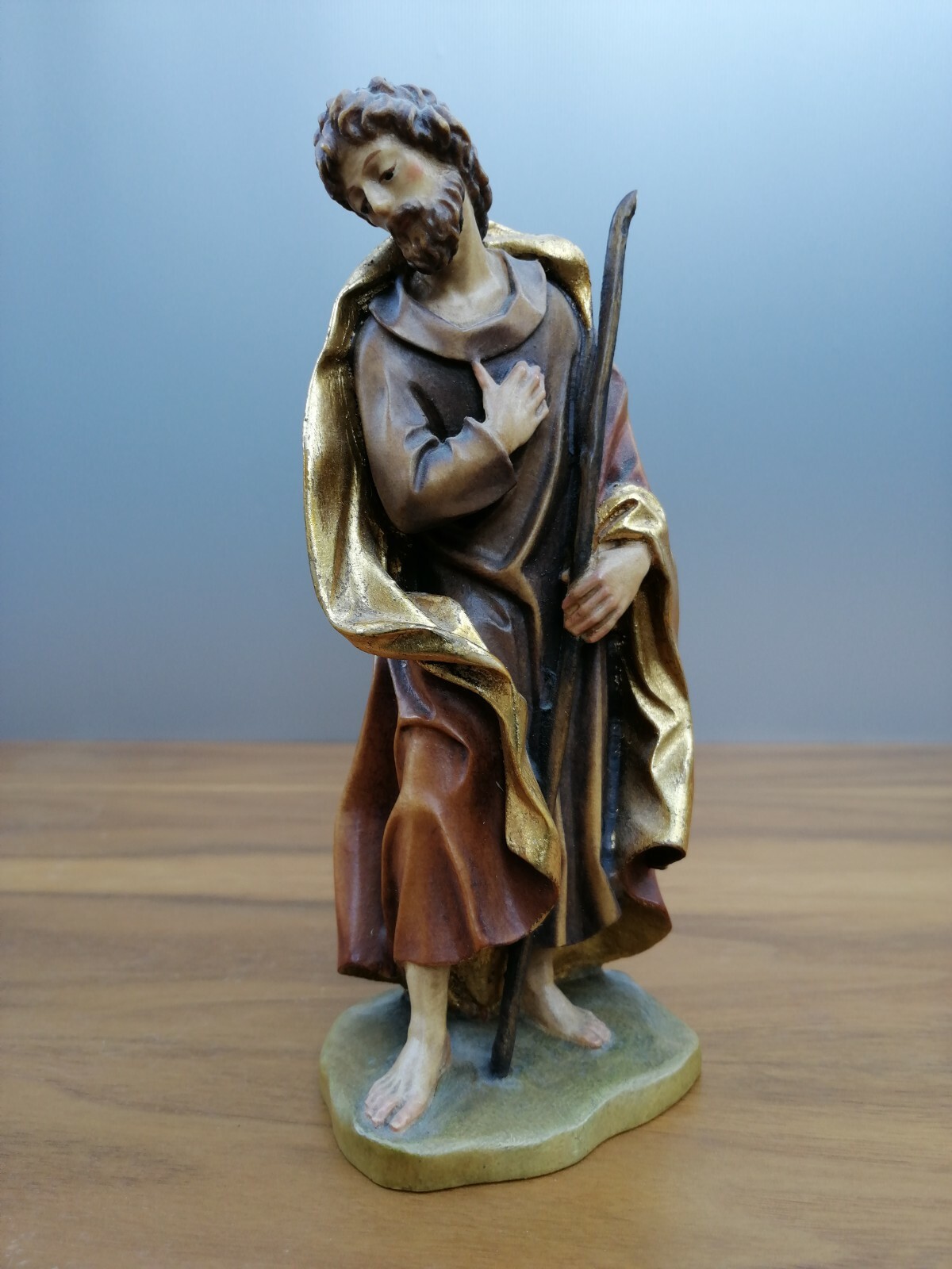Krippenfigur Josef mit Hirtenstab ca.16,5 cm coloriert Holz geschnitzt