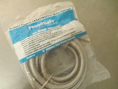 Watts mfg. SCC120-44  1/4C X 1/4C X 120 IN  10FT.  Stainless Steel Ice Connector