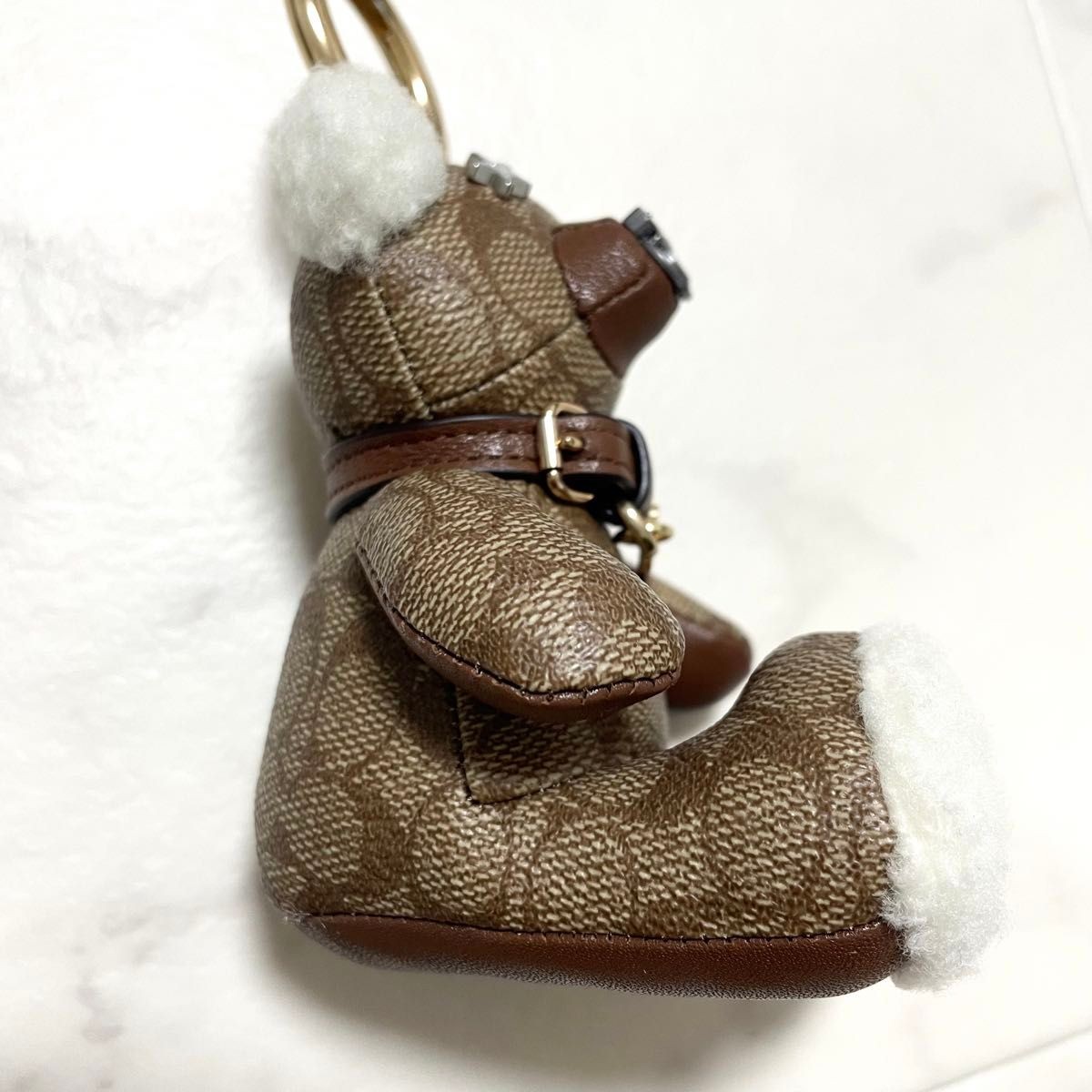 Extremely beautiful coach Bear Keyring Signature … - image 5