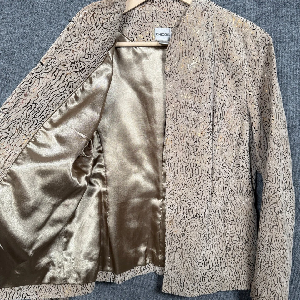 Chaqueta Chico's Mujer Grande 12 Cuero Genuino Beige Estampado Animal Bolsillos Laterales Foto 3 de 4