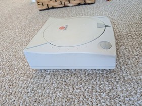 Sega Dreamcast HKT-3020 White Console with Controller and Cords, Works!