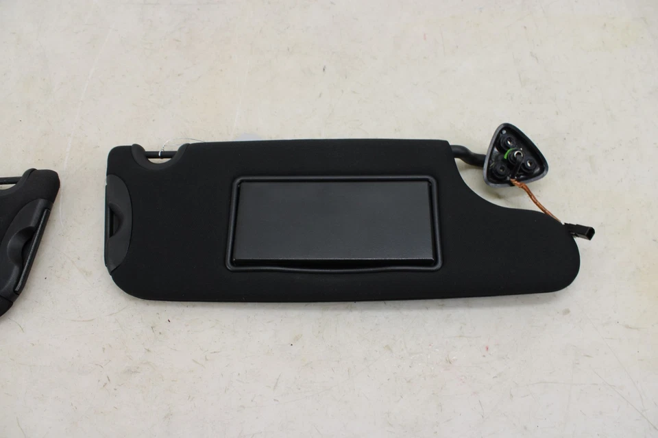 Juego de parasol Dodge Challenger 2017-2023 OEM MX60 Foto 2 de 4