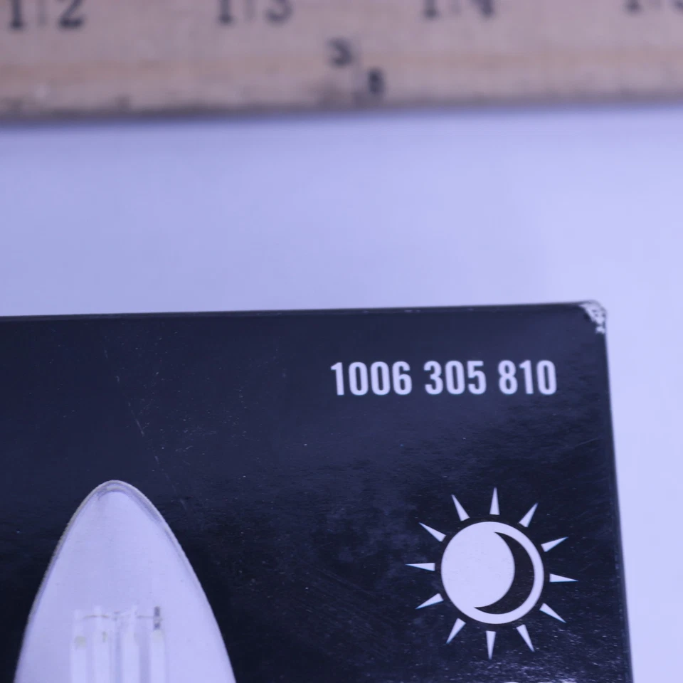 (3-Pk) EcoSmart Dusk to Dawn LED Vintage Edison Light Bulb Daylight 1006 305 810 - Image 2 of 4