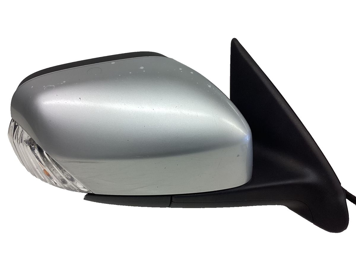 2007 Volvo XC70 Right Passenger Side View Mirror Assembly 30745095
