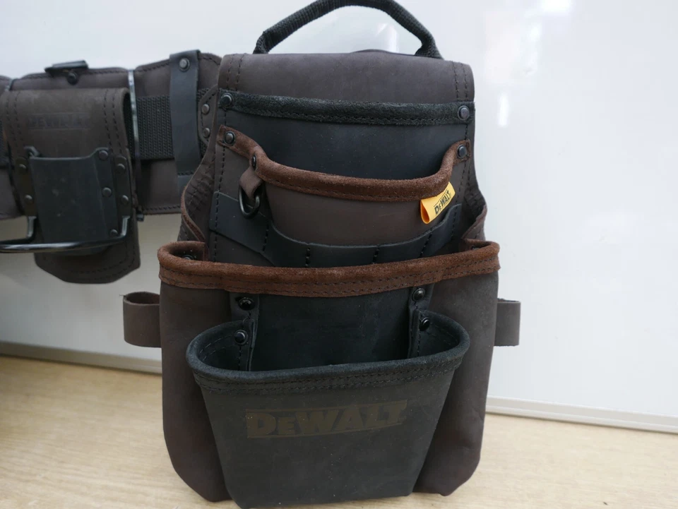 DeWALT DWST50113-1 PREMIUM NUBUCK TOP GRAIN LEATHER TOOL RIG APRON - Image 4 of 4