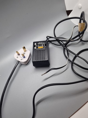 INTERRUPTOR DE ALIMENTACIÓN HORNBY R911 BS 4435 - sin probar  | Condition: Used