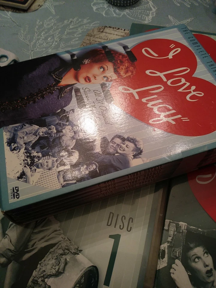 I Love Lucy Complete Seasons 1,3 and 5 DVD Box Set LUCILLE BALL CBS Total DVDs - Image 3 of 4