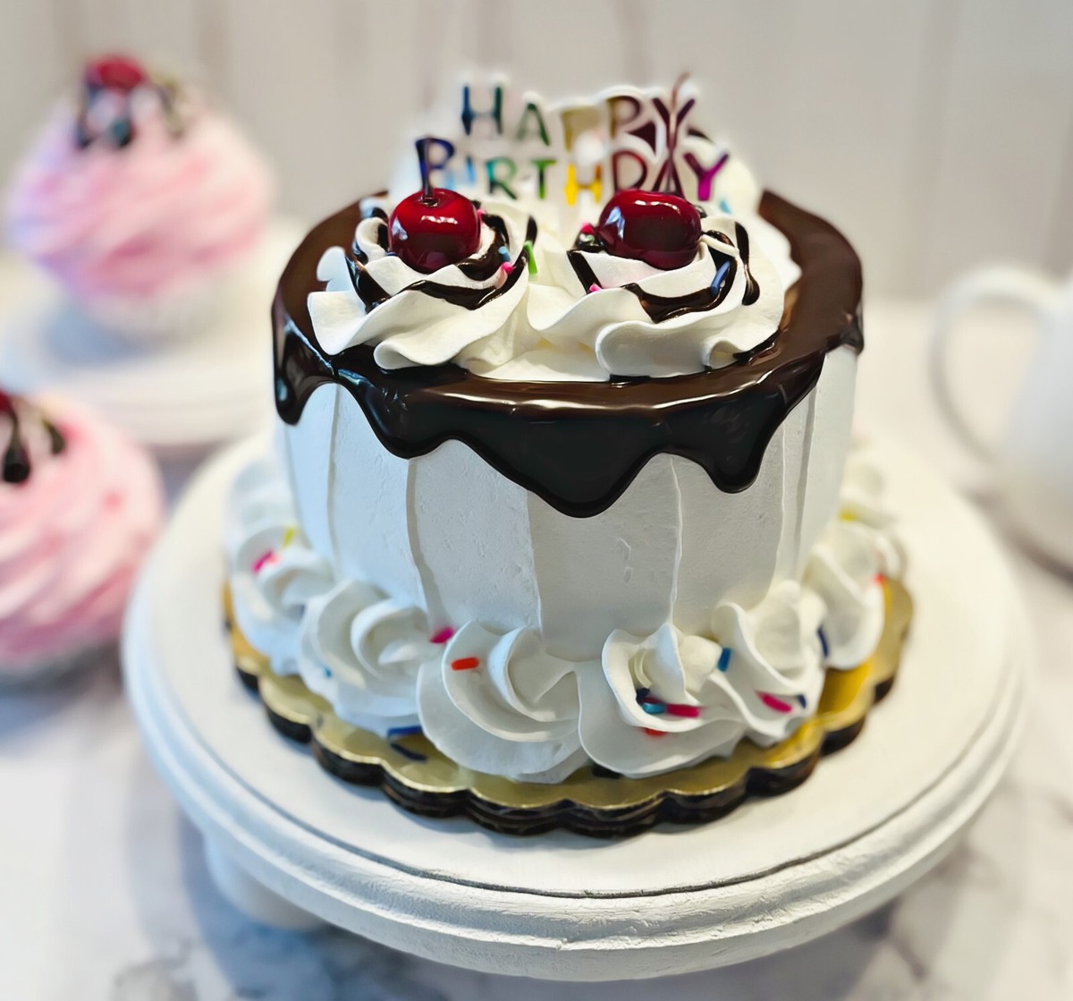 DEZICAKES Fake Birthday Cake Artificial Food White Birthday Cake