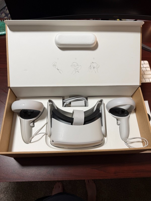 Meta (Oculus) Quest 2 Advanced All In One Virtual Reality Headset 128GB Gray