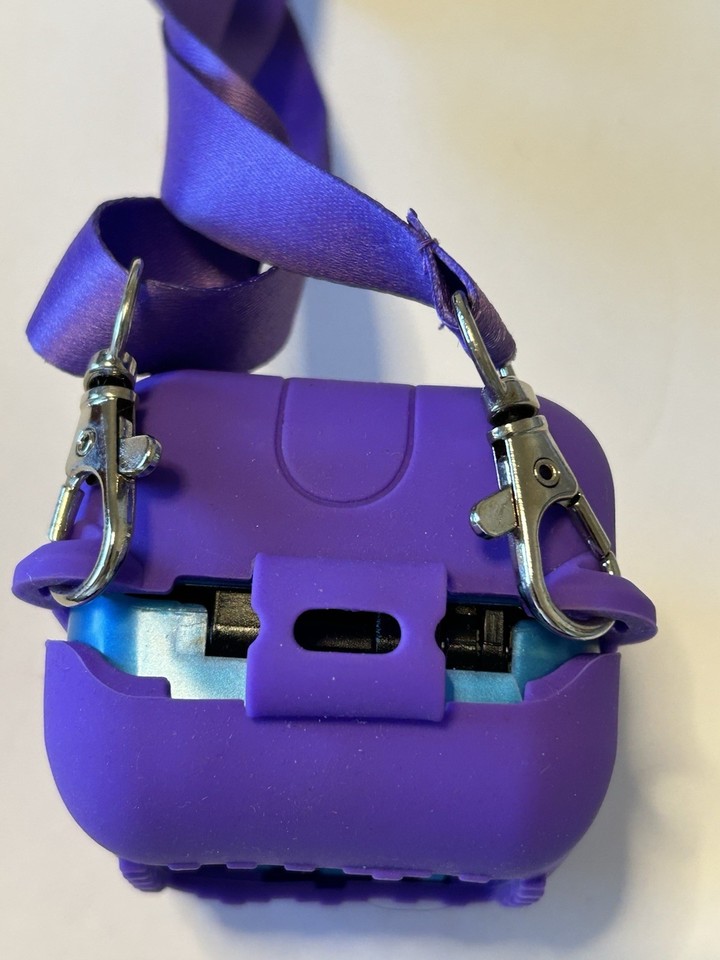 Tamagotchi Chiikawa Takara Tomy - Animal Virtuel Violet - Neuf Sous Blister