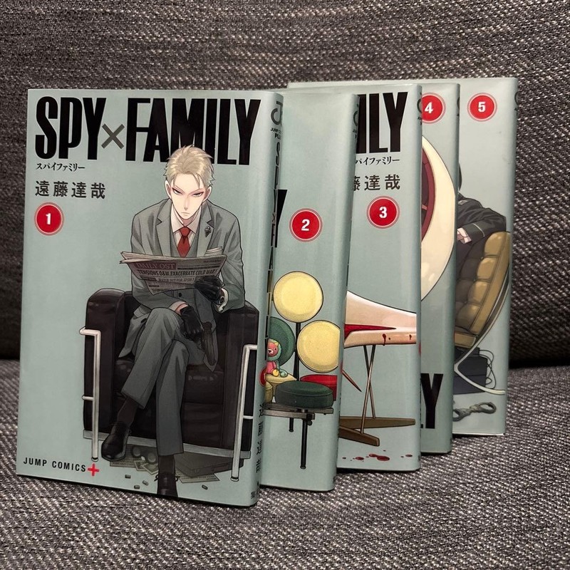 Spy×Family Volumes 1-5 manga set, used, 5 books